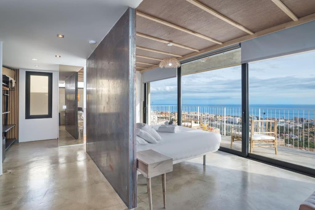 New, Spacious With Amazing Views *